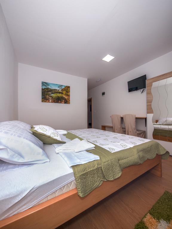 Plitvice Rooms Smoljanac Εξωτερικό φωτογραφία