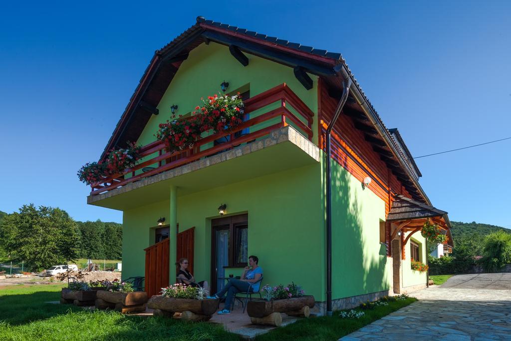 Plitvice Rooms Smoljanac Εξωτερικό φωτογραφία